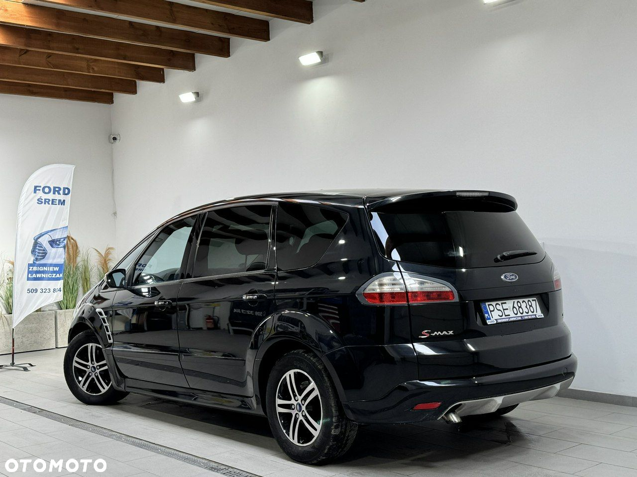 Ford S-Max - 14