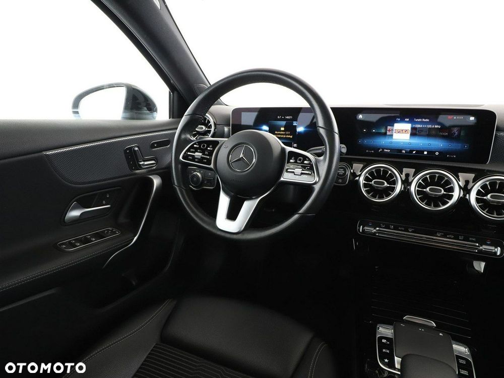 Mercedes-Benz Klasa A 200 7G-DCT - 17