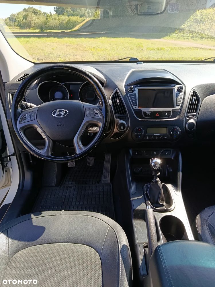 Hyundai ix35 1.6 2WD Fifa World Cup Edition - 13