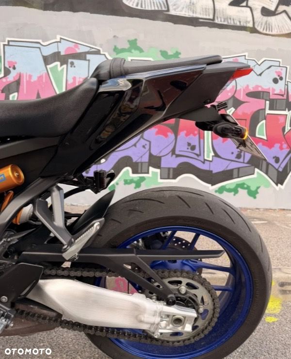 Yamaha MT - 6