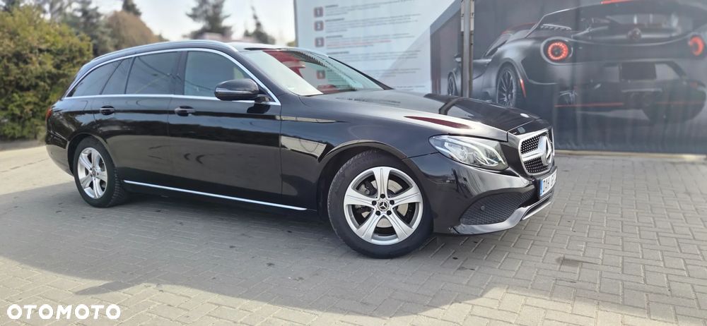 Mercedes-Benz Klasa E 220 d 9G-TRONIC - 4