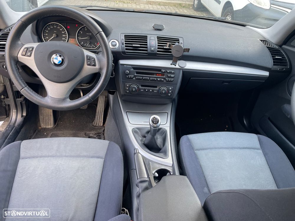 BMW 116 i Lifestyle - 4