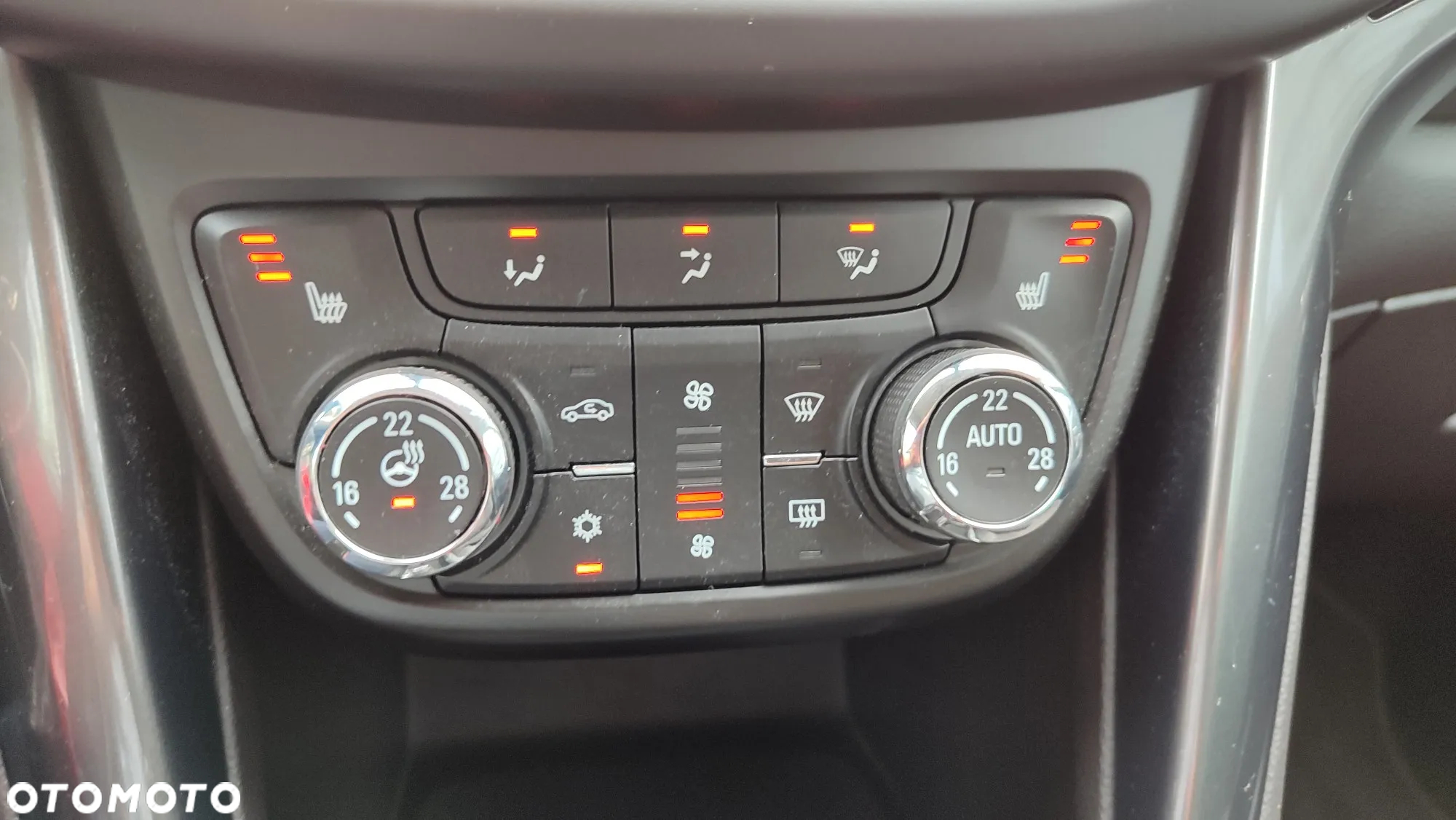 Opel Zafira 1.4 T Cosmo - 28