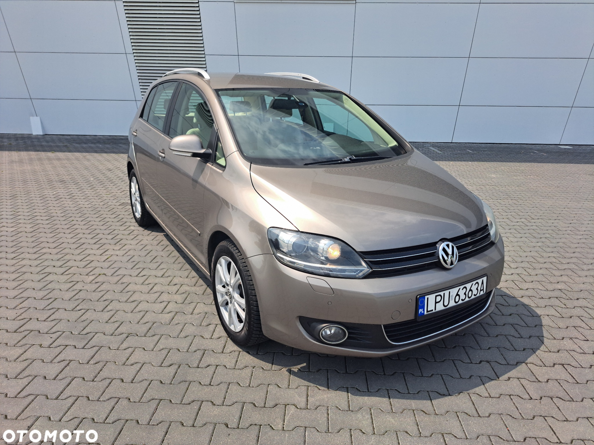 Volkswagen Golf Plus 1.6 TDI Highline DSG - 10
