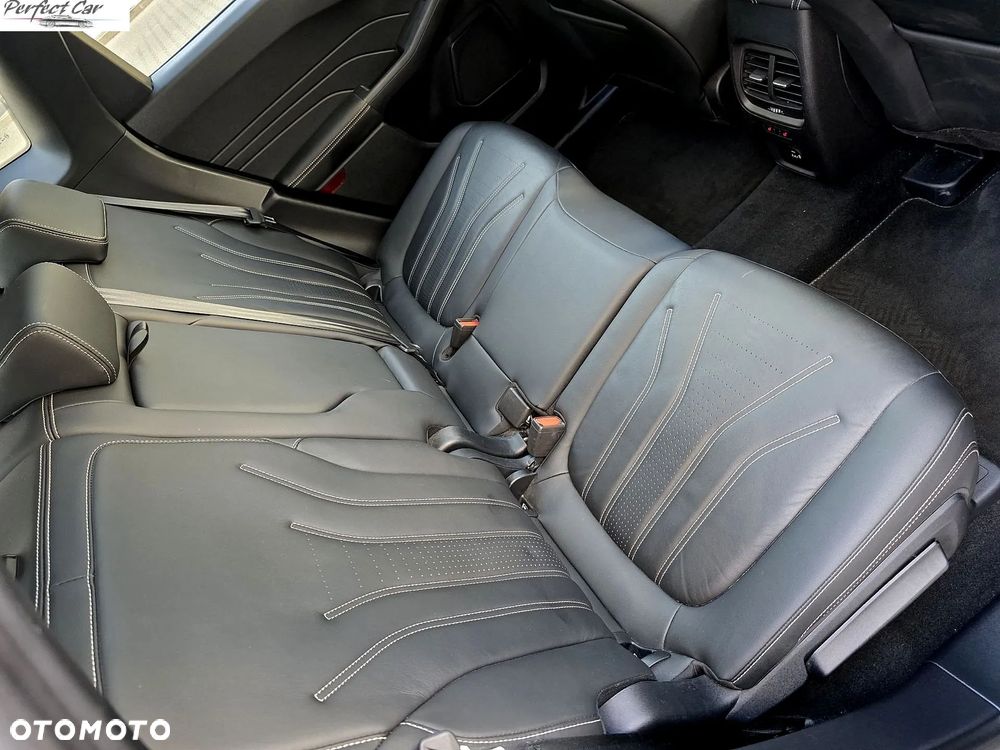 Ford Kuga 2.5P PHEV FWD Vignale - 26