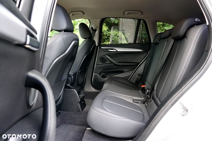 BMW X1 sDrive18d xLine sport - 26