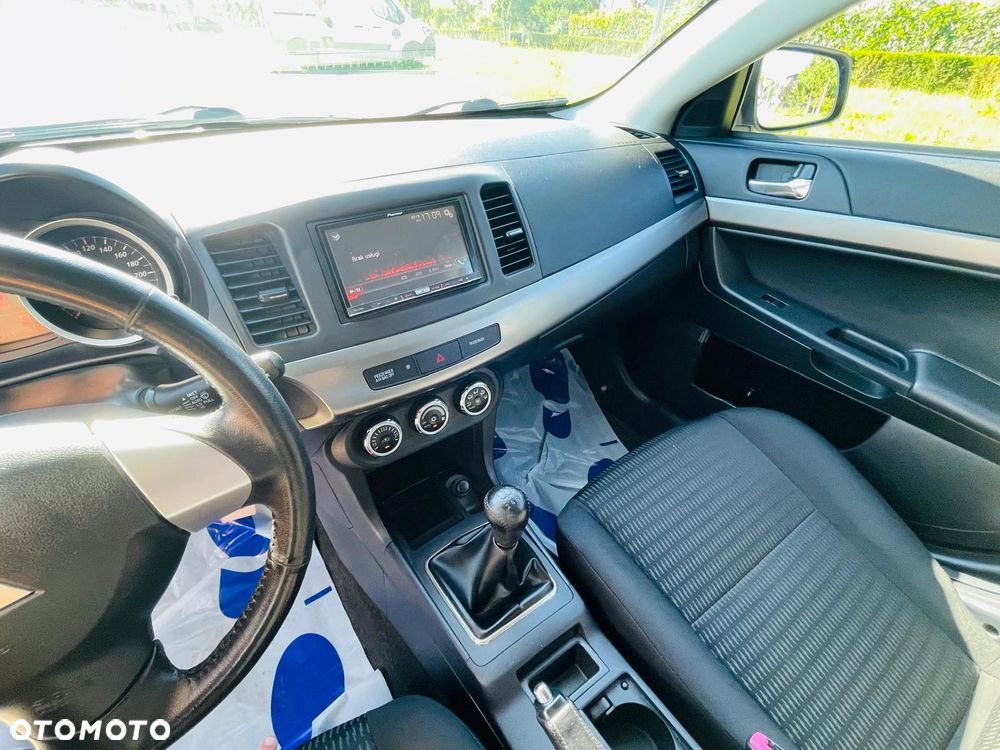Mitsubishi Lancer 1.6 ClearTec Invite - 11