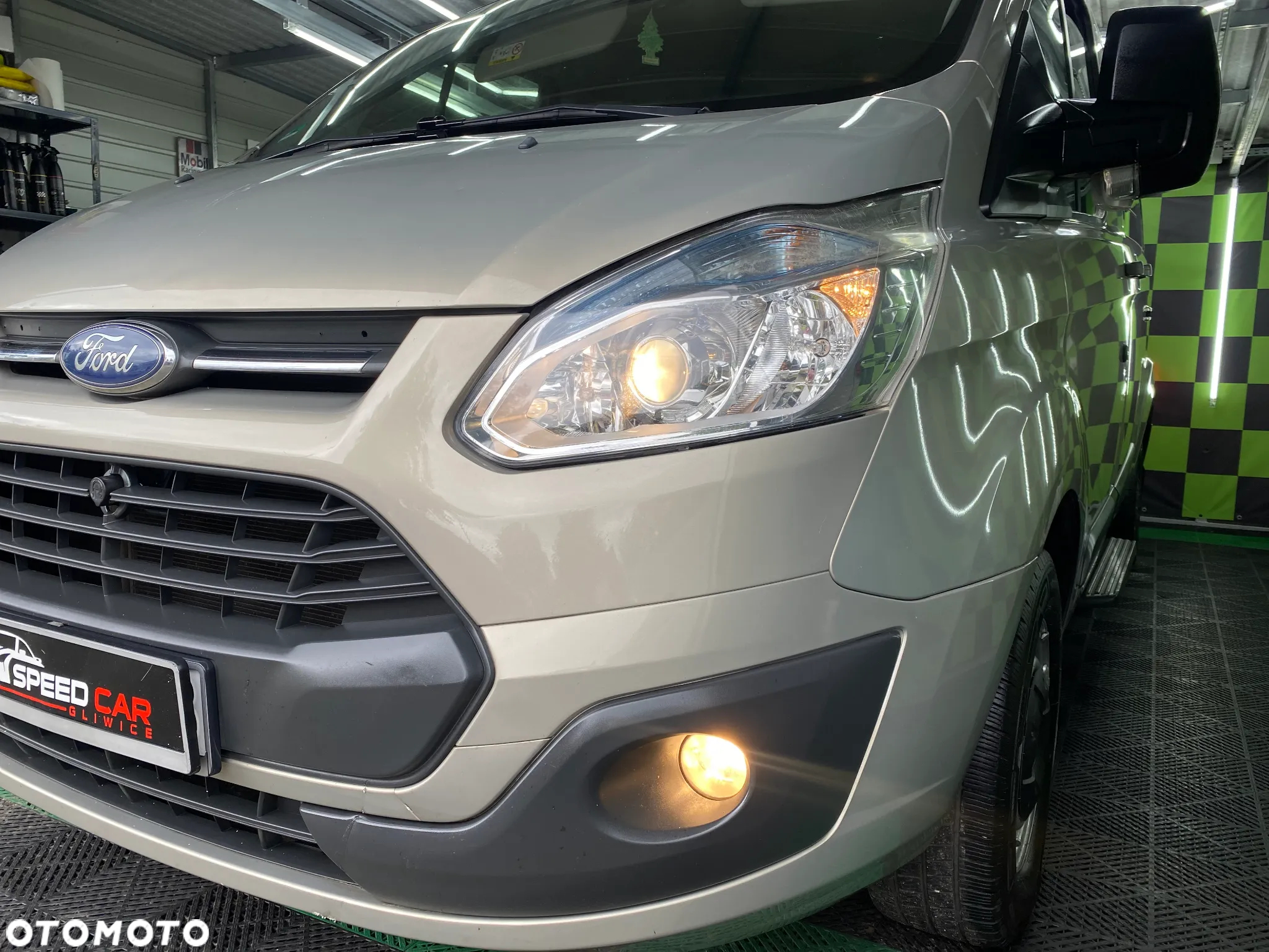 Ford Tourneo Custom 300 L2H1 VA Limited - 5