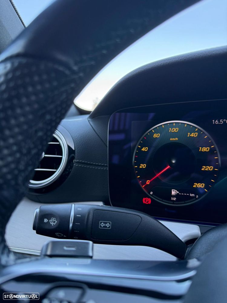 Mercedes-Benz E 300 de 4Matic 9G-TRONIC AMG Line - 28