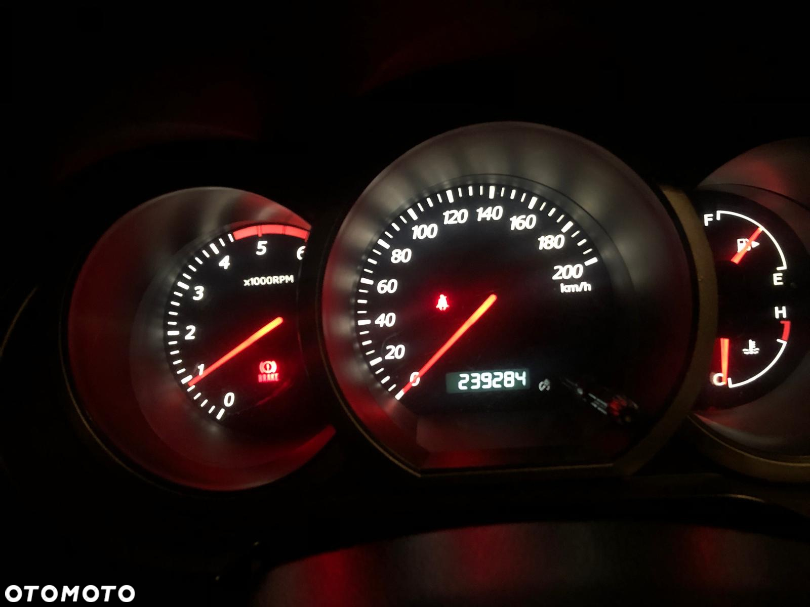Suzuki Grand Vitara 1.9 DDiS - 8