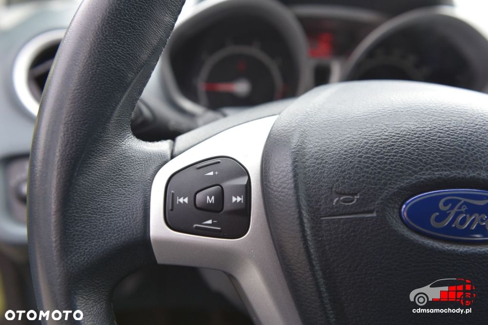 Ford Fiesta - 32