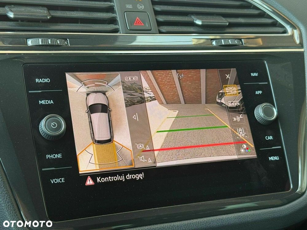 Volkswagen Tiguan - 18