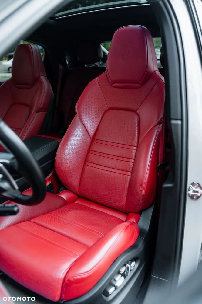 Porsche Cayenne S - 12