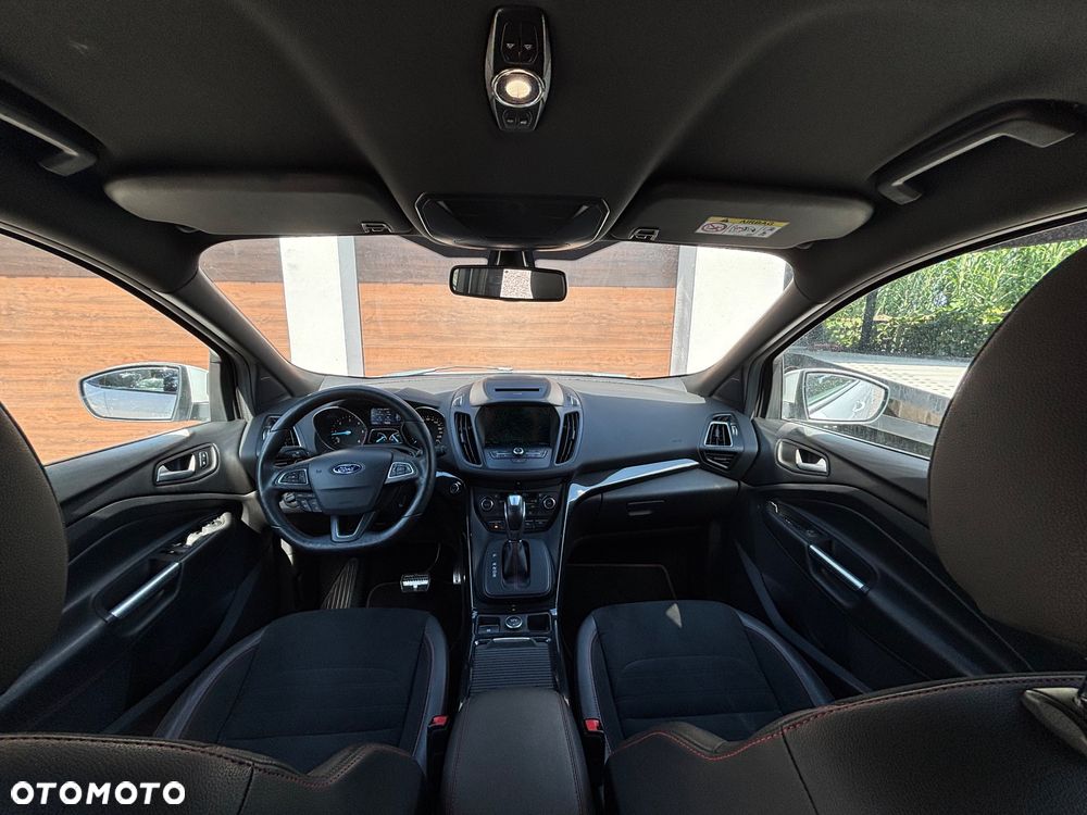 Ford Kuga 2.0 TDCi 4x4 ST-Line - 18