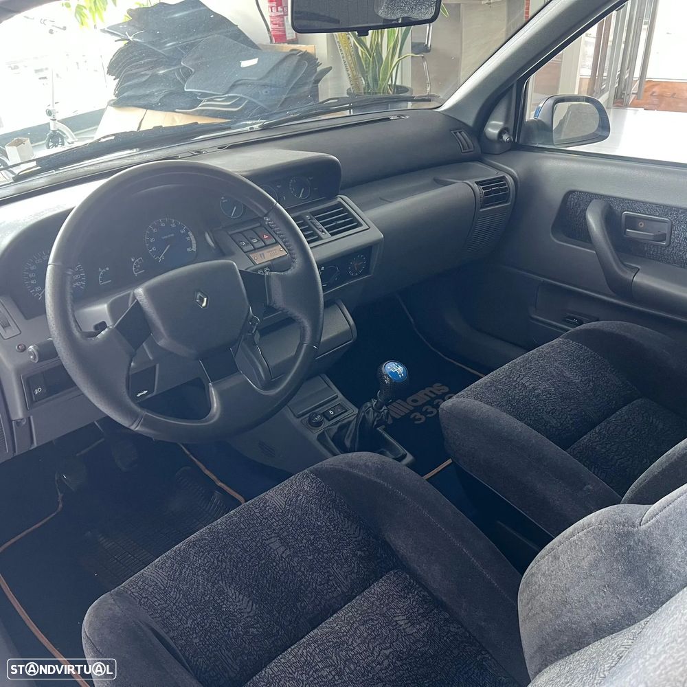 Renault Clio 2.0 Williams - 8