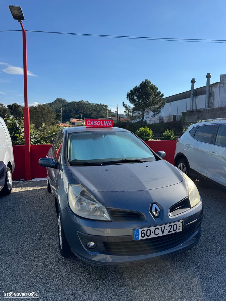 Renault Clio - 7