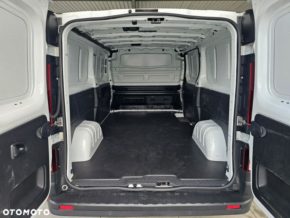 Renault Trafic - 11