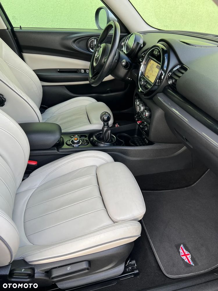 MINI Clubman - 12