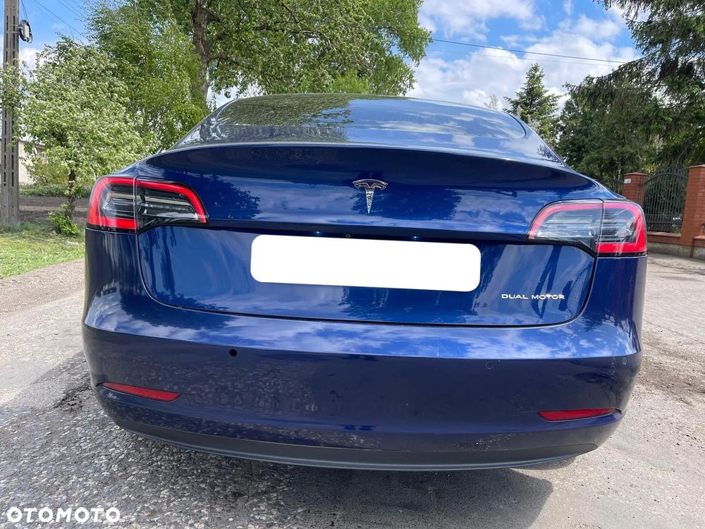 Tesla Model 3 Premium Langstreckenbatterie AWD Dual Motor - 33
