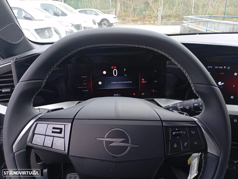 Opel Mokka 1.2 Hybrid GS eDCT - 12