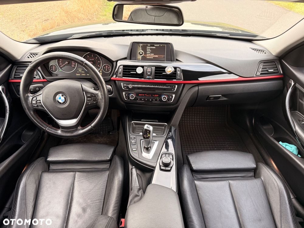 BMW Seria 3 330d xDrive Sport Line - 17