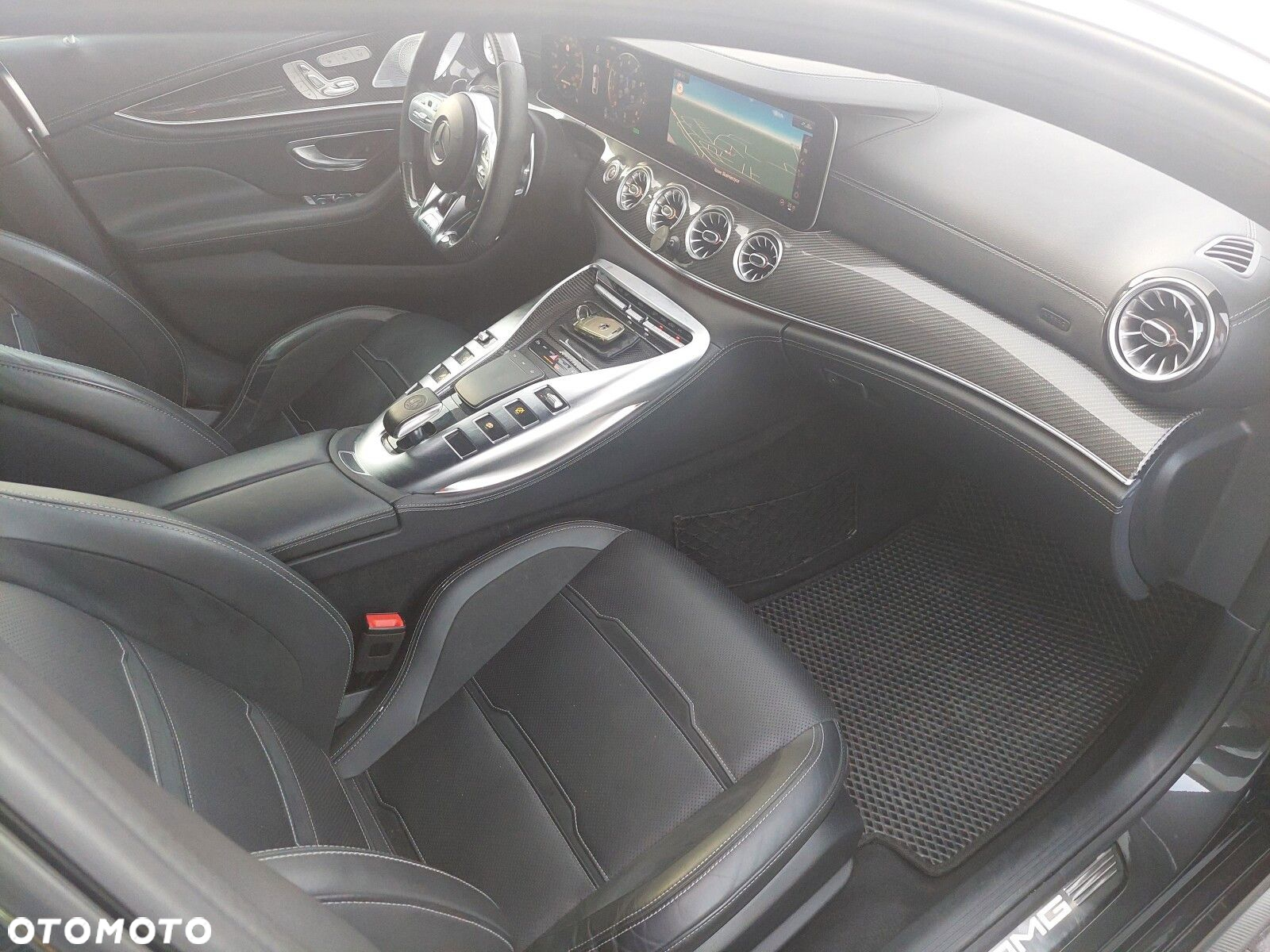 Mercedes-Benz AMG GT 43 4-Matic+ - 17