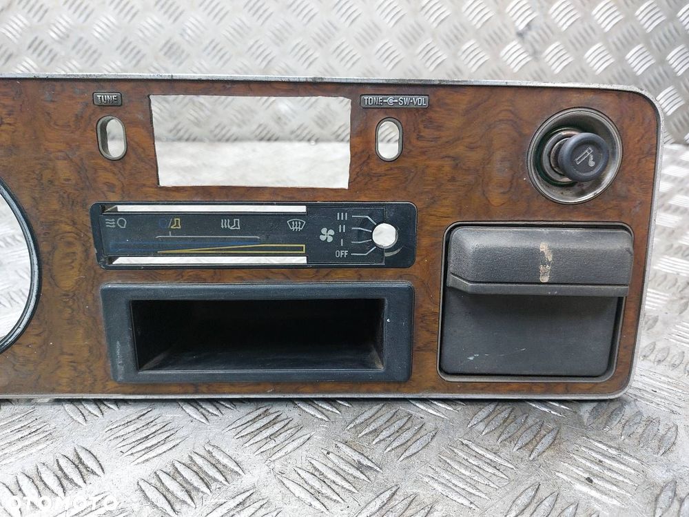 RAMKA LICZNIKA  MAZDA TITAN II 136355231 WA0155111 WA0155111 - 2