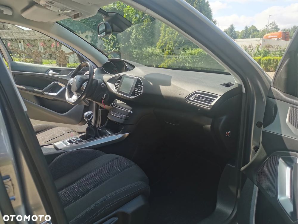 Peugeot 308 BlueHDi FAP 150 Stop & Start Allure - 9