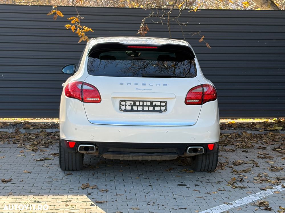 Porsche Cayenne 3.0 L V6 - 14