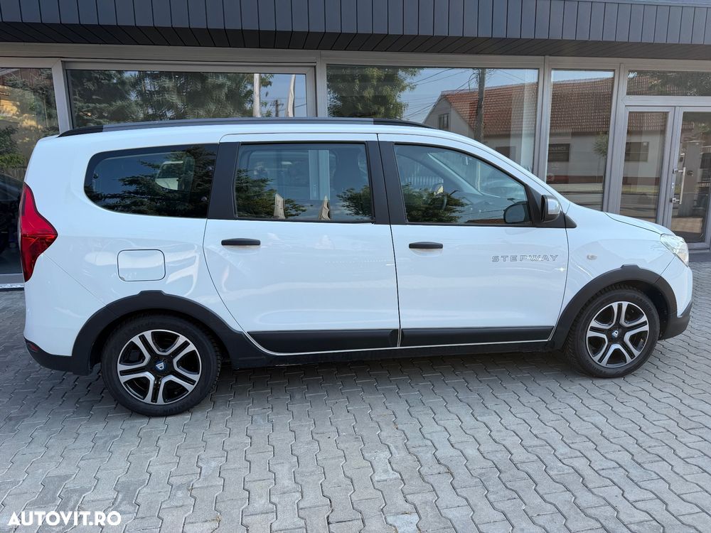 Dacia Lodgy TCe 130 GPF Stepway - 3