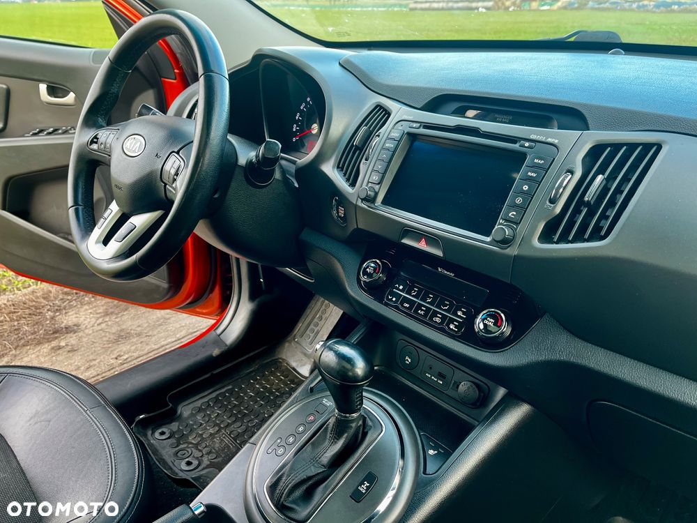 Kia Sportage 2.0 CRDI 4WD Automatik Spirit - 11