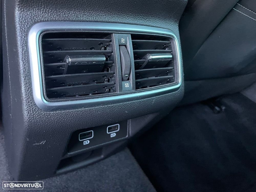 Renault Mégane 1.3 TCe Intens EDC - 39