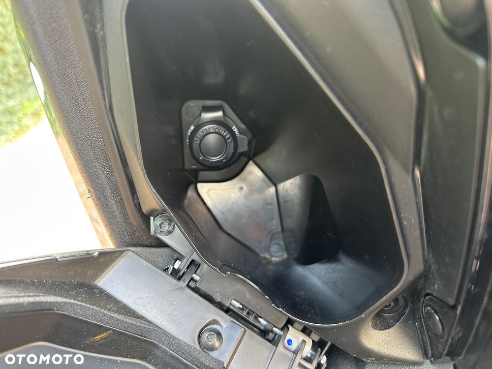 Yamaha X-max - 11