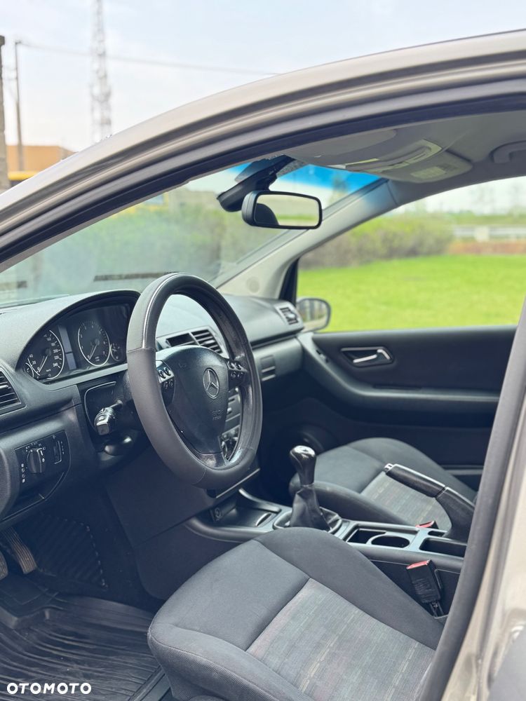 Mercedes-Benz Klasa A 150 Classic Edition 10 - 8