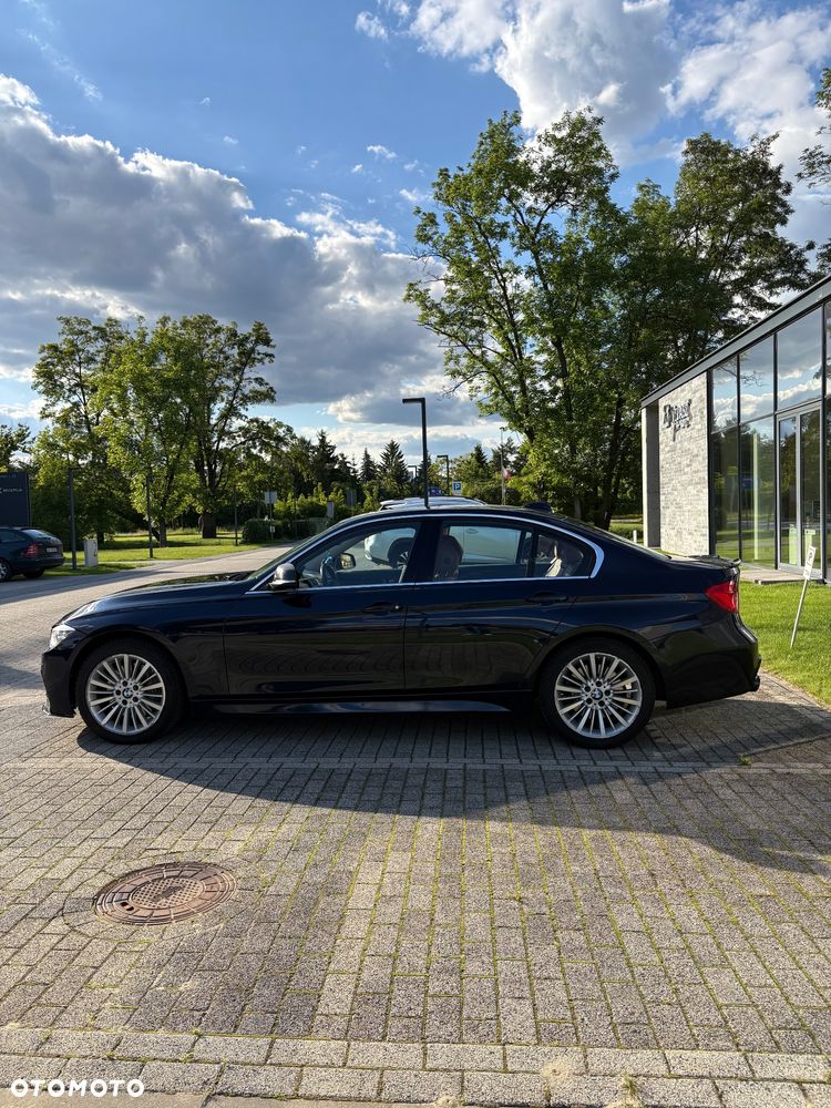 BMW Seria 3 335i xDrive - 2