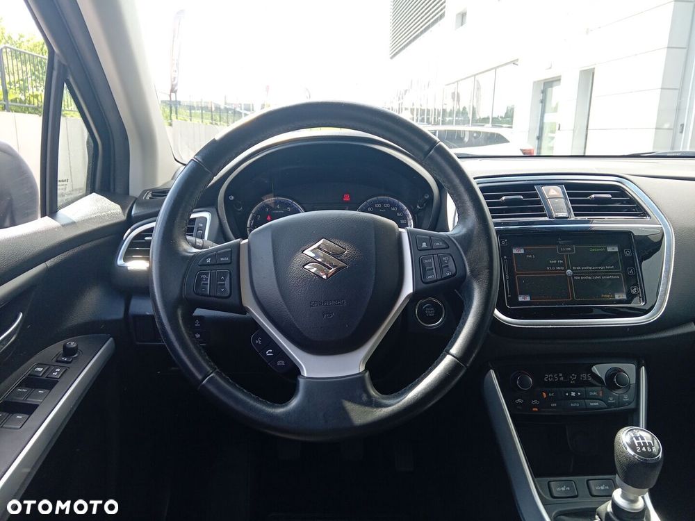 Suzuki SX4 S-Cross - 16