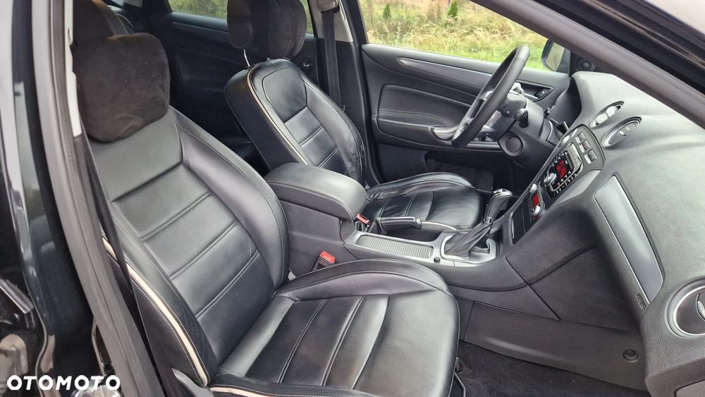 Ford Mondeo 2.0 EcoBoost Titanium - 17