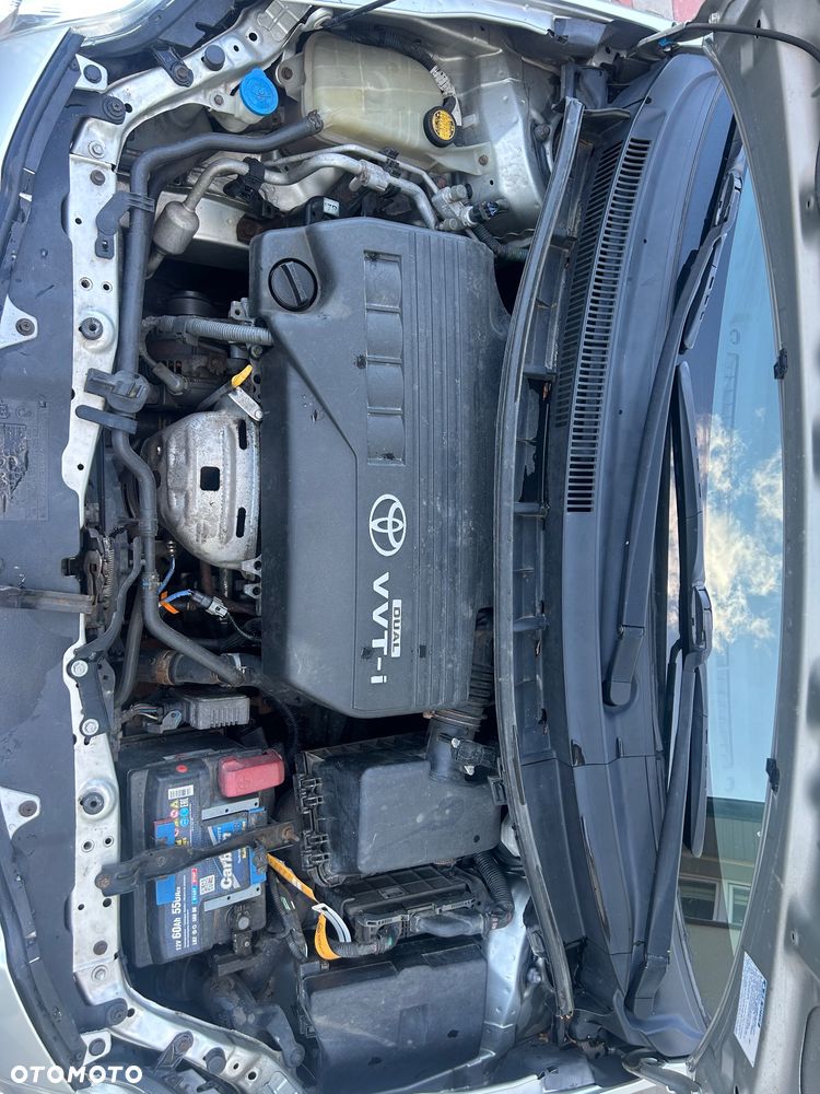 Toyota Auris 1.33 VVT-i Entry - 11
