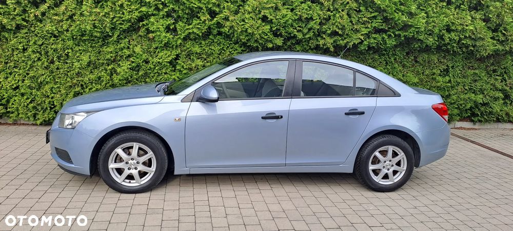 Chevrolet Cruze - 4
