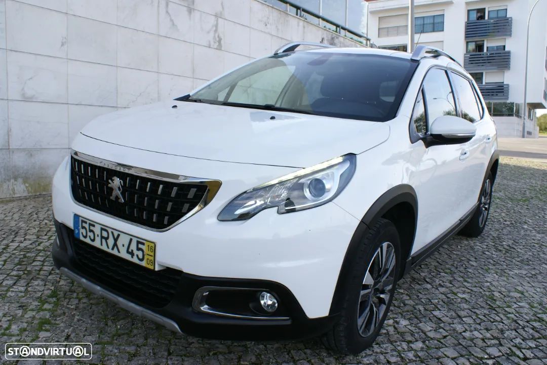 Peugeot 2008 1.2 PureTech Allure - 1