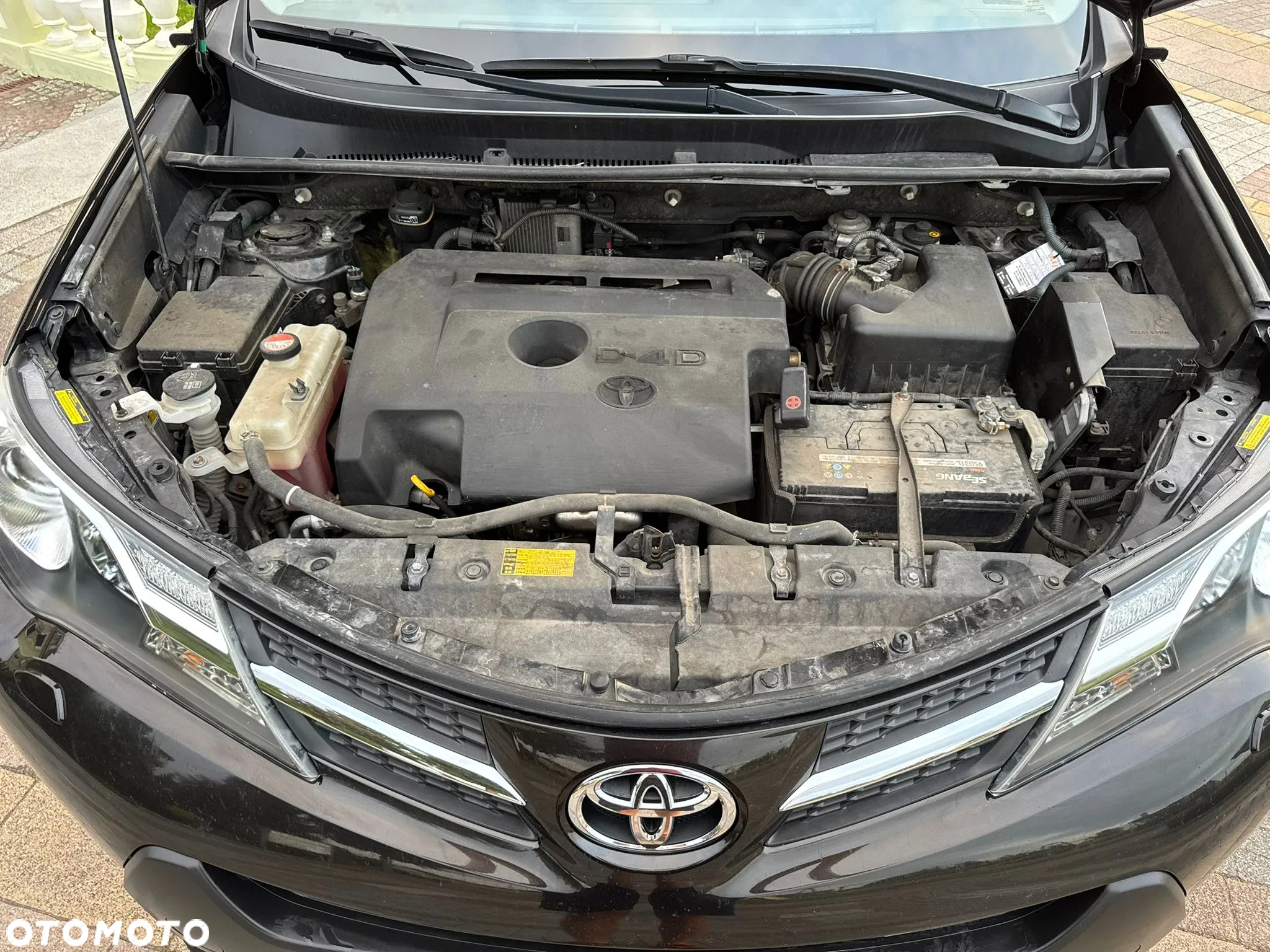 Toyota RAV4 2.0 D-4D Premium - 24