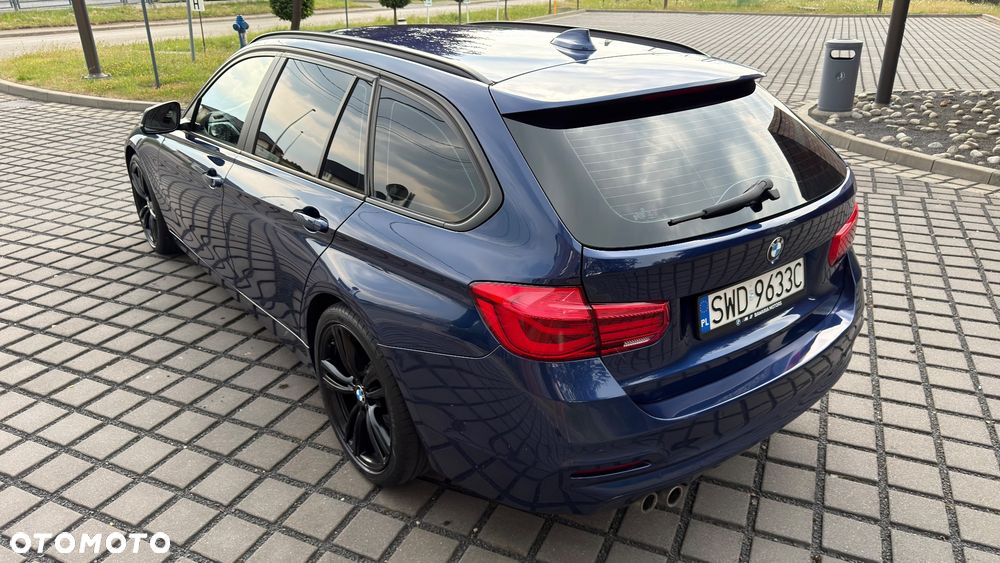 BMW Seria 3 320d Edition Luxury Line Purity - 15