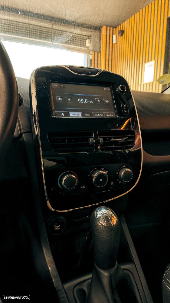 Renault Clio dCi 75 Stop & Start Life - 14