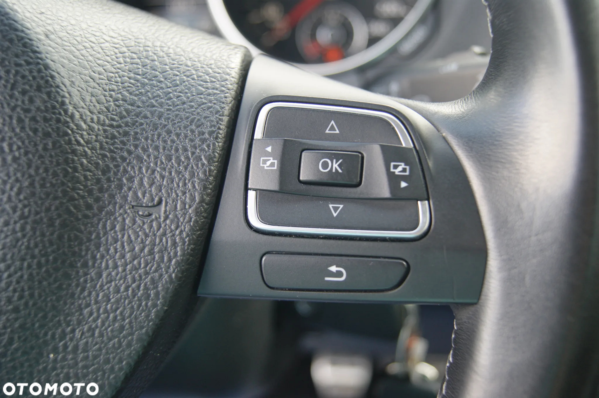 Volkswagen Golf 1.2 TSI BlueMotion Technology Style - 21