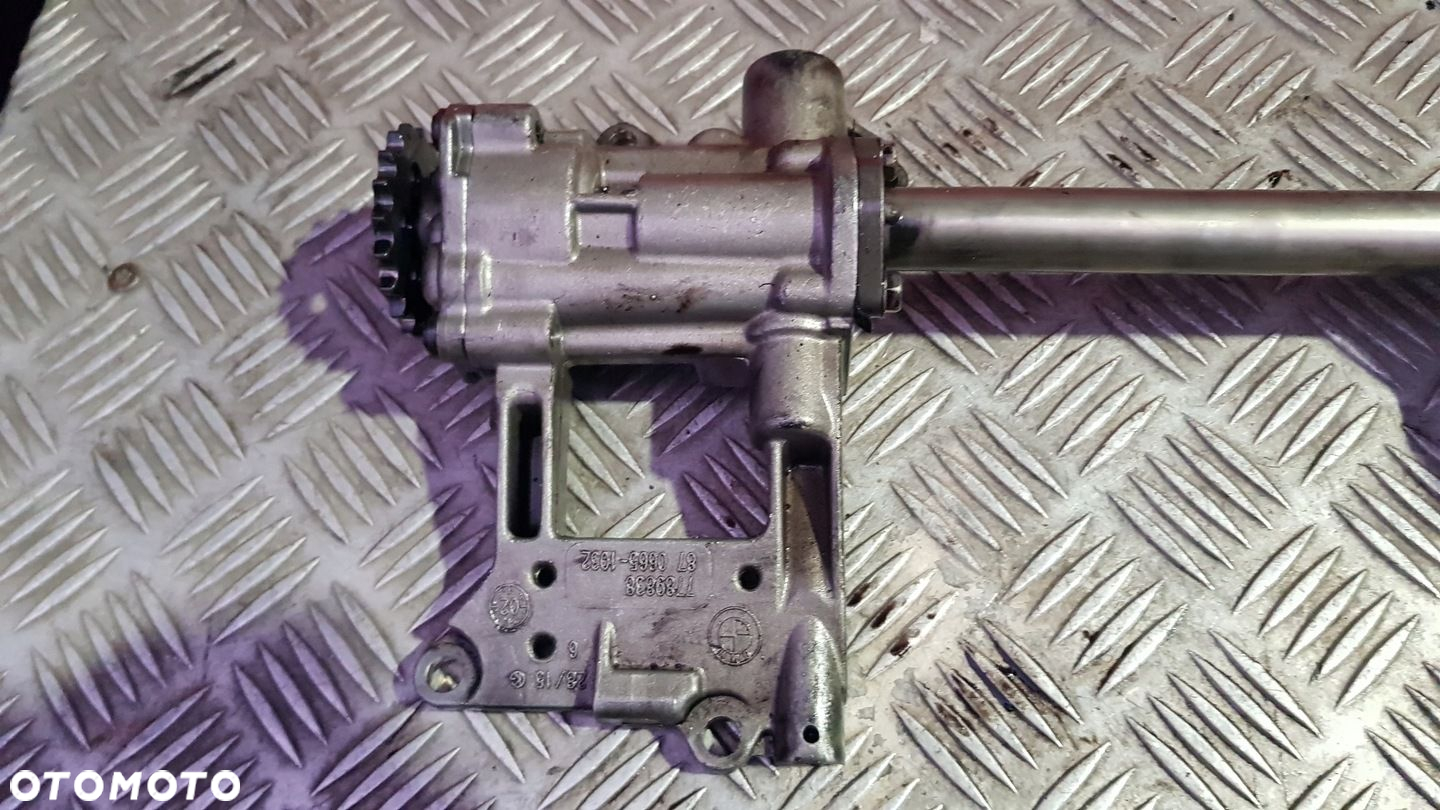 BMW E39 525d POMPA OLEJU SMOK 7789838 - 7