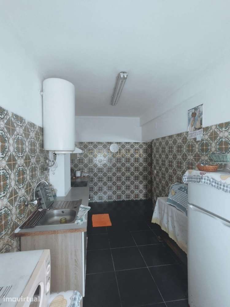Apartamento T2 | Luminosidade, funcionalidade e bons acessos - Grande imagem: 3/29