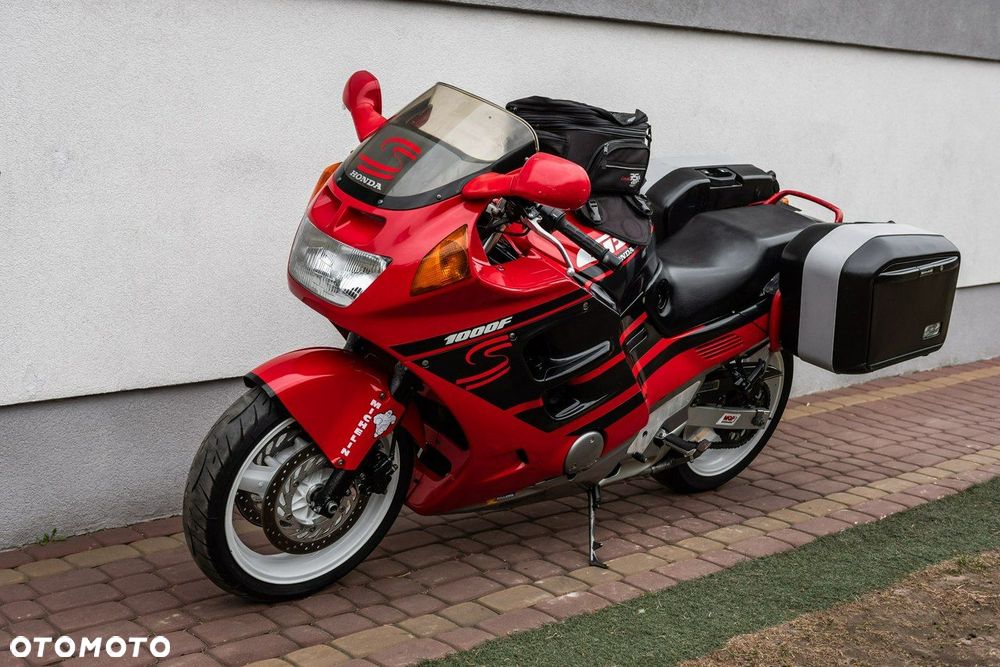 Honda CBR - 6