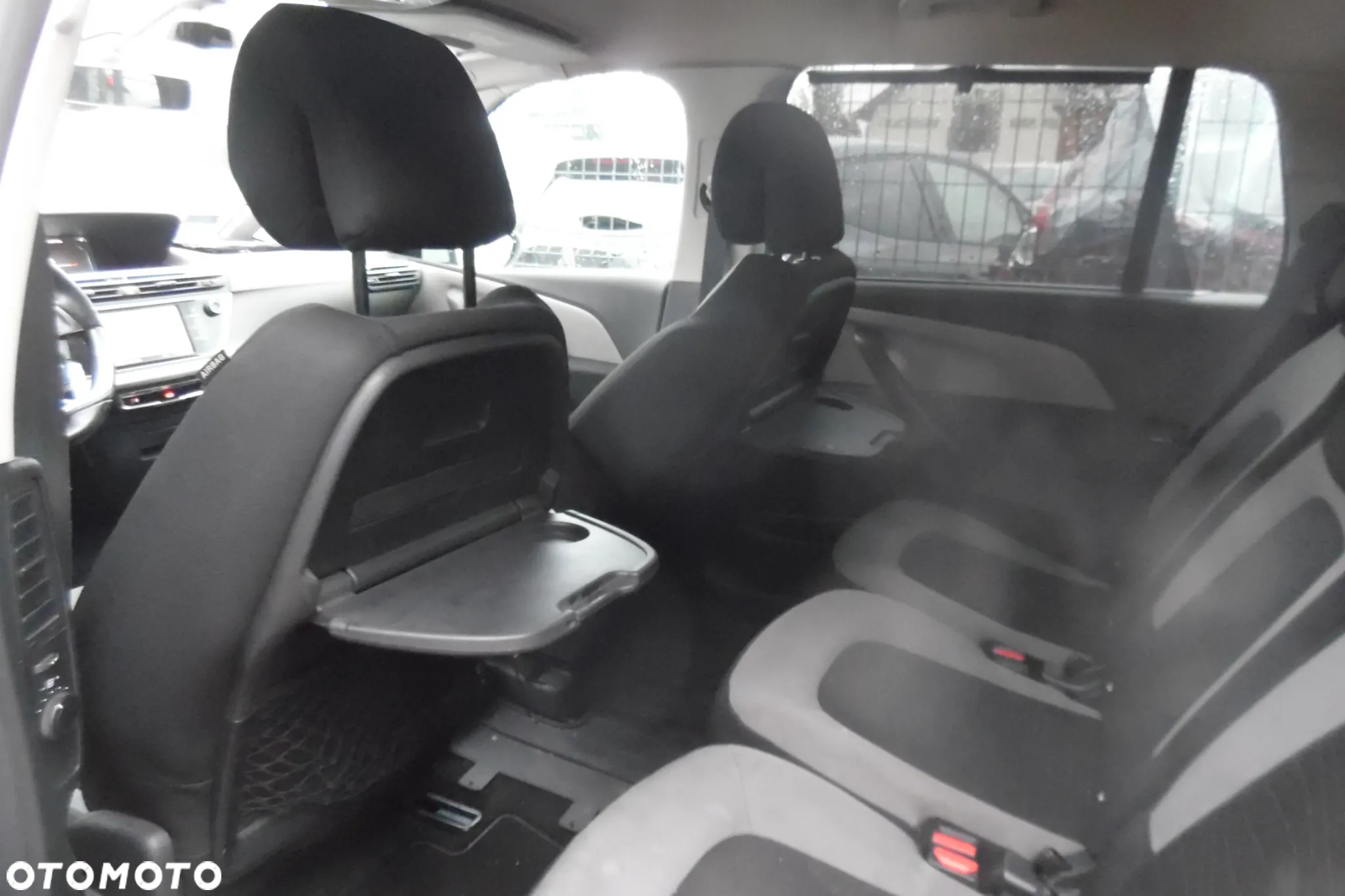 Citroën C4 Grand Picasso 1.6 e-HDi Attraction - 9