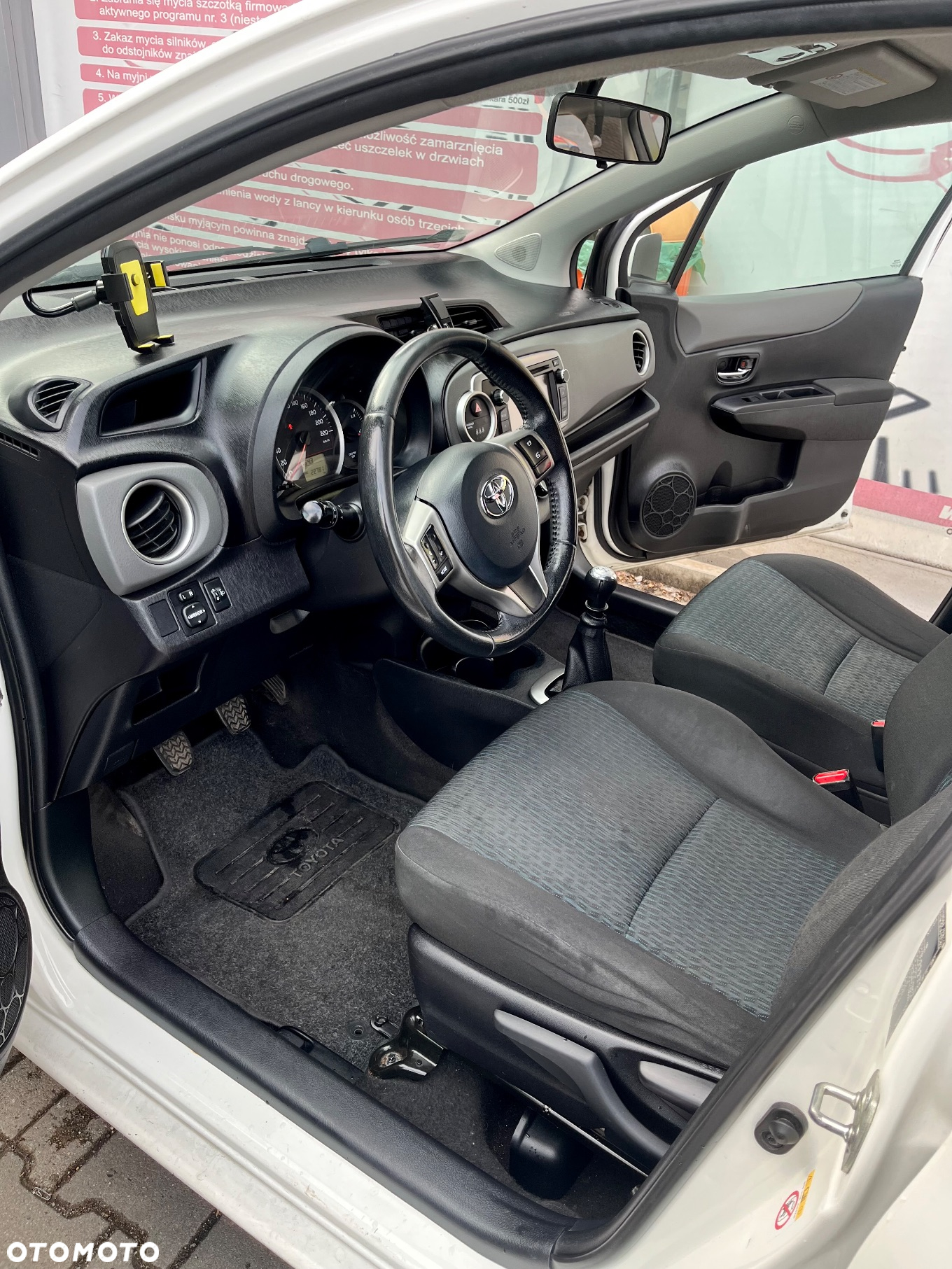 Toyota Yaris 1.33 Active - 3