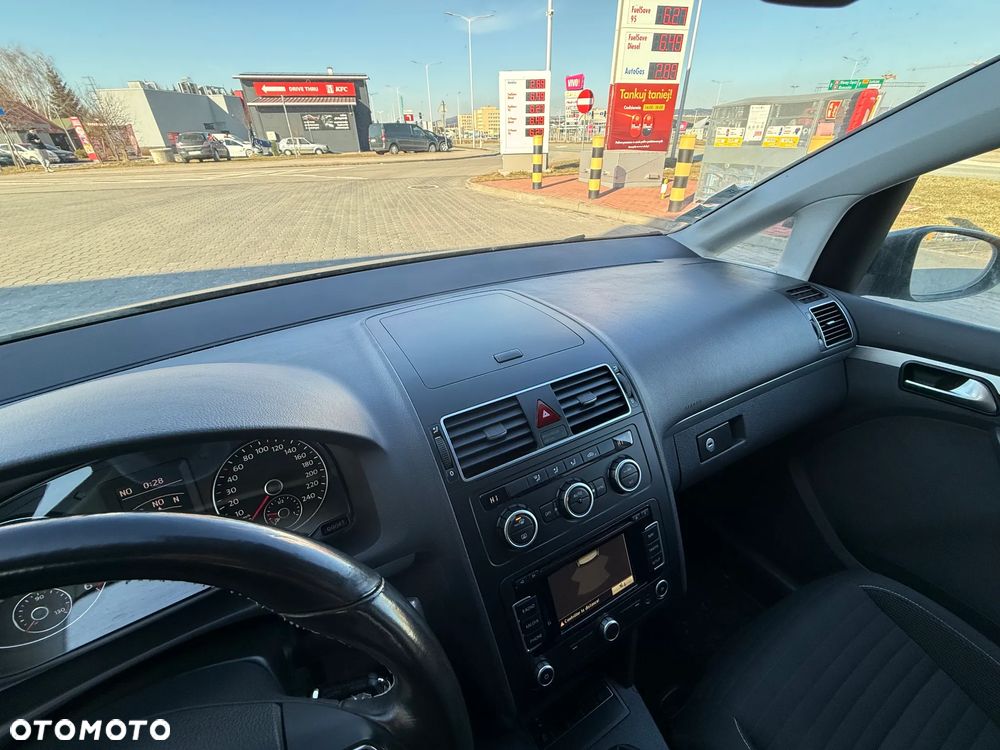 Volkswagen Touran 1.6 TDI DPF BlueMotion Technology Comfortline - 18